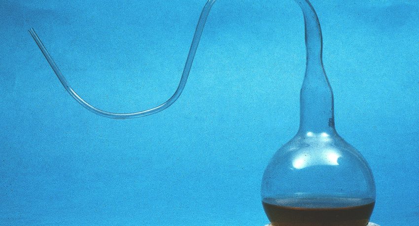 Facsimiles_of_flasks_used_by_Pasteur_in_his_experiments